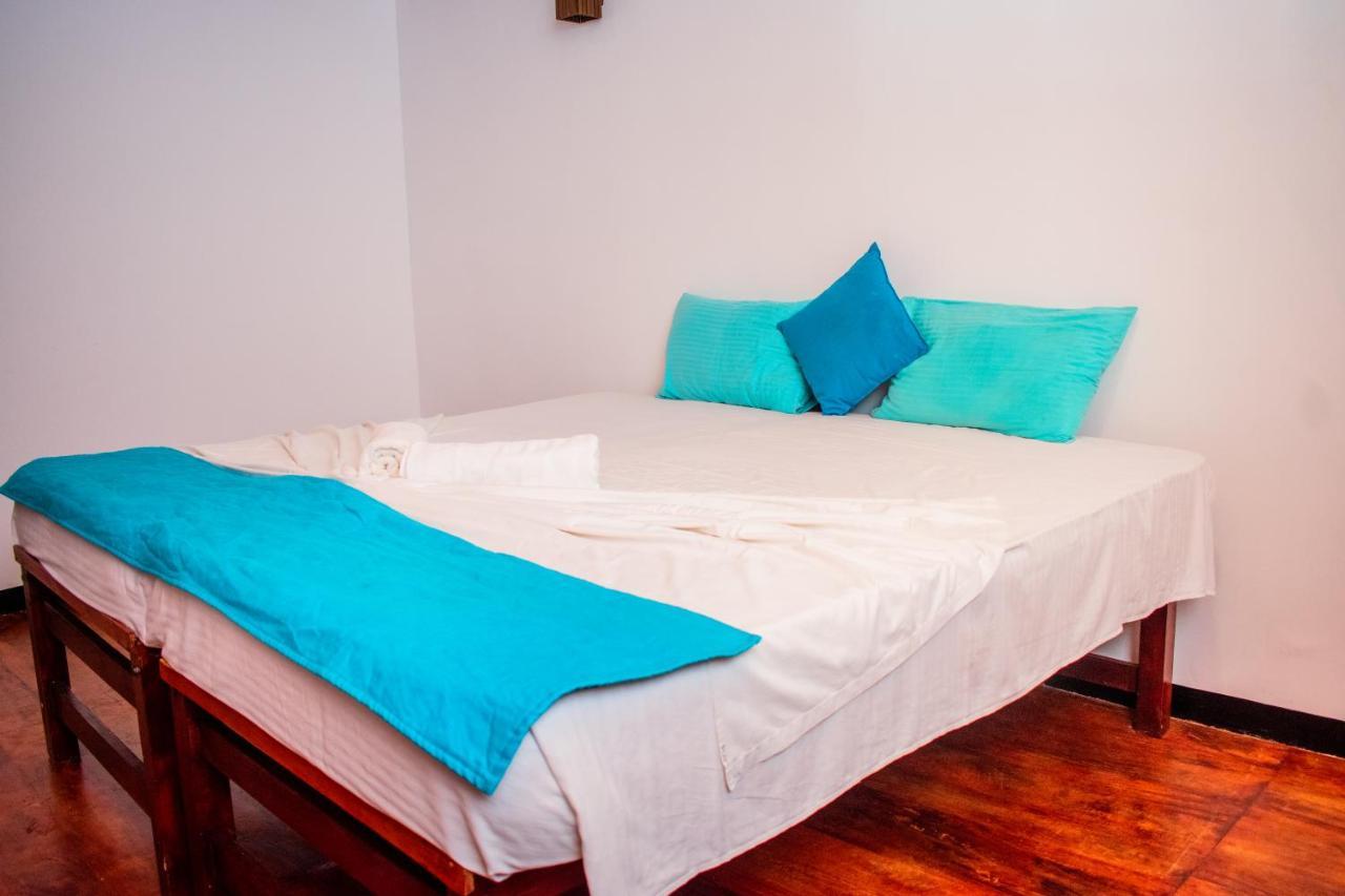 Sarada Beach Resort Yala Tissamaharama Buitenkant foto