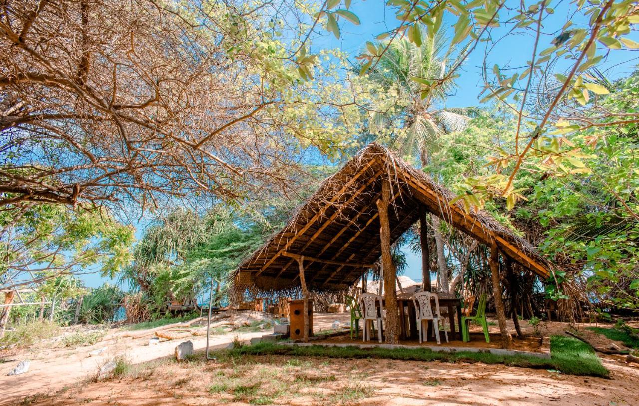 Sarada Beach Resort Yala Tissamaharama Buitenkant foto