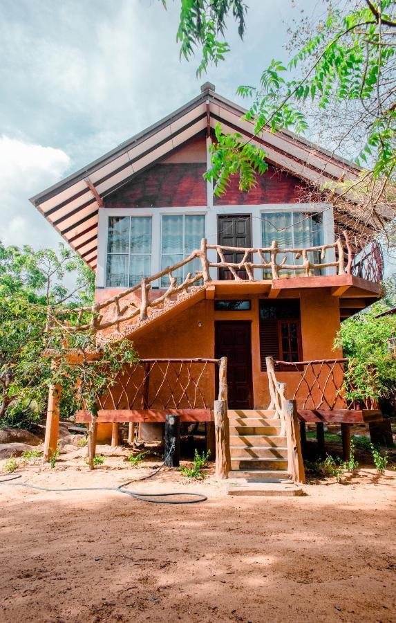 Sarada Beach Resort Yala Tissamaharama Buitenkant foto