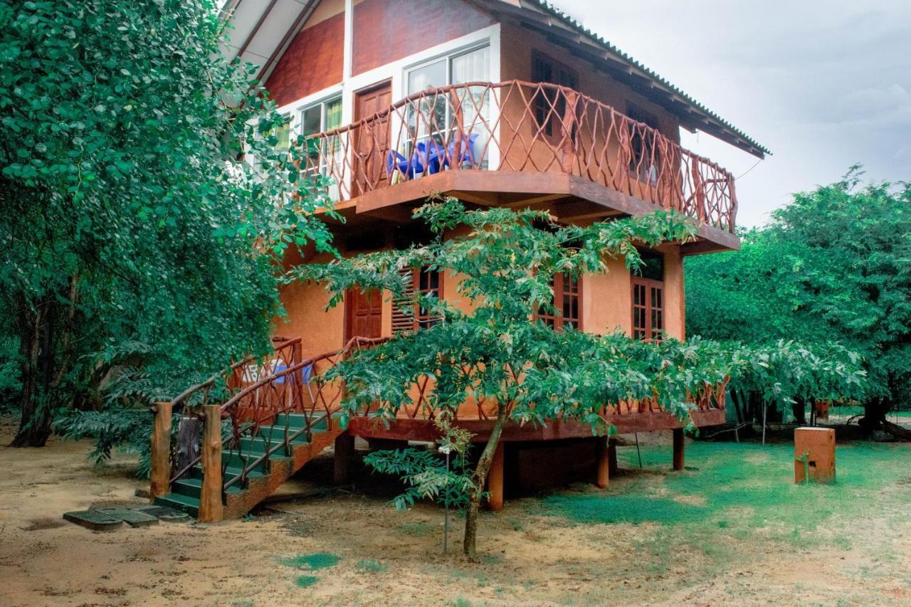Sarada Beach Resort Yala Tissamaharama Buitenkant foto